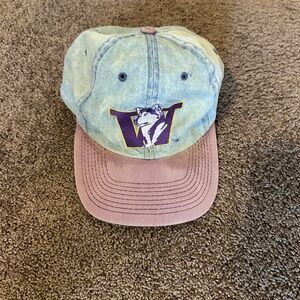 Vintage UW Husky SnapBack